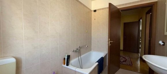 4 غرف نوم شقة في Pojana Maggiore, Italy رقم 345322 19