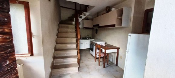 8 rooms House in Scheggino, Italy No. 81023 2