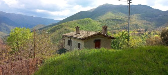 8 rooms House in Scheggino, Italy No. 81023 15