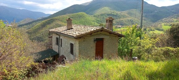 8 rooms House in Scheggino, Italy No. 81023 14
