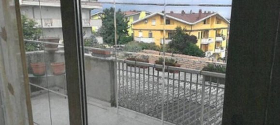 3 bedrooms Apartment in Pianella, Italy No. 340899 11