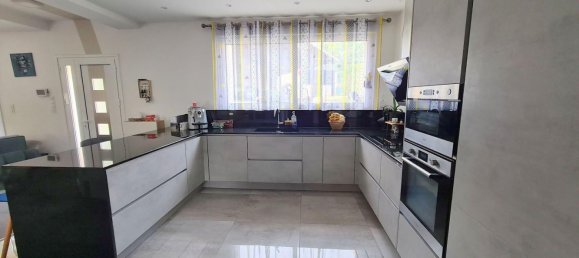 6 bedrooms House in Milly-la-Foret, France No. 138180 21