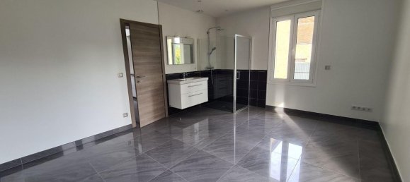 6 bedrooms House in Milly-la-Foret, France No. 138180 6