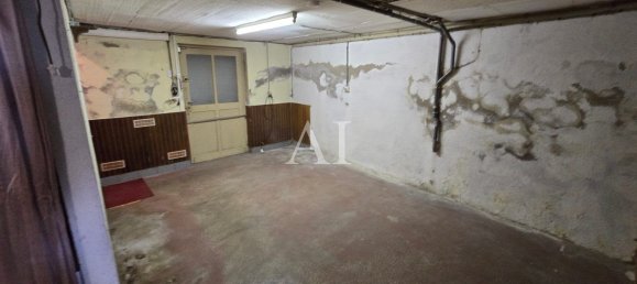 2 bedrooms House in Bourges, France No. 259986 9