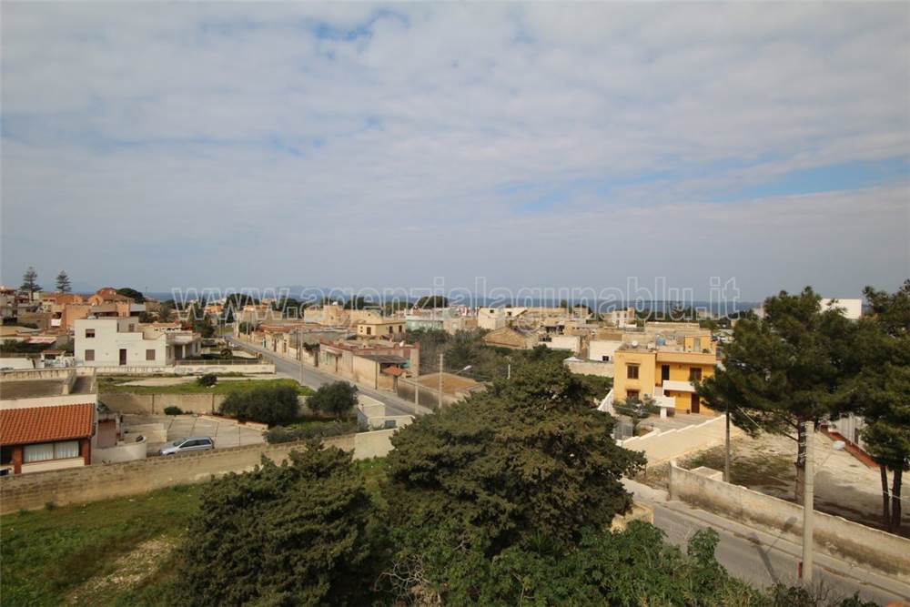 Terreno de 8 dormitorios en Marsala, Italy No. 142549