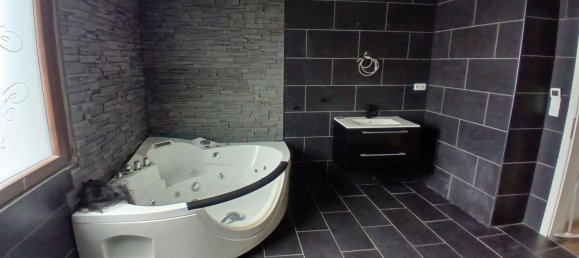 Moradia em banda de 6 divisões em Lahn-Dill, Germany N.º 257022 2