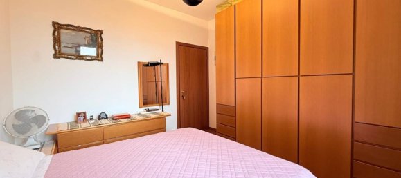 Apartamento de 2 dormitorios en Milan, Italy No. 319942 13