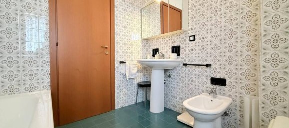 Apartamento de 2 dormitorios en Milan, Italy No. 319942 15