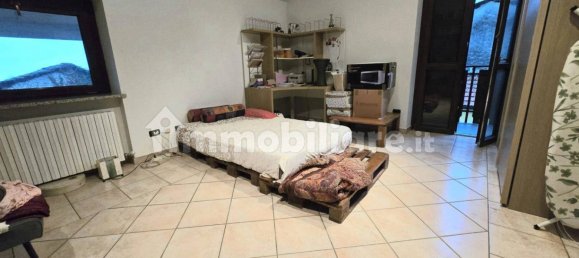 2 bedrooms Villa in Corio, Italy No. 110415 9