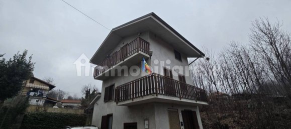 2 bedrooms Villa in Corio, Italy No. 110415 2