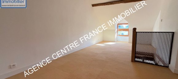 5 bedrooms House in Bourges, France No. 209479 7