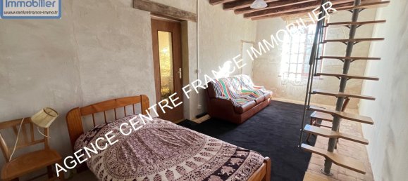 5 bedrooms House in Bourges, France No. 209479 6