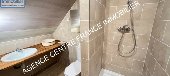 5 bedrooms House in Bourges, France No. 209479 14