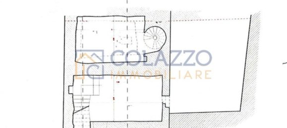 Дом с 8 комнатами в Casarano, Италия № 135927 39