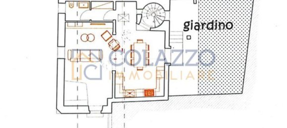 Дом с 8 комнатами в Casarano, Италия № 135927 40