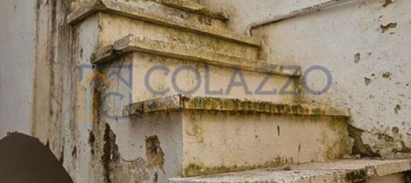 Дом с 8 комнатами в Casarano, Италия № 135927 12