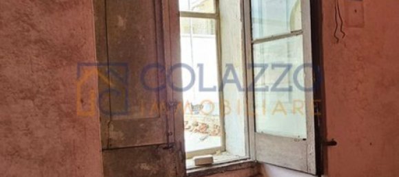 Дом с 8 комнатами в Casarano, Италия № 135927 14