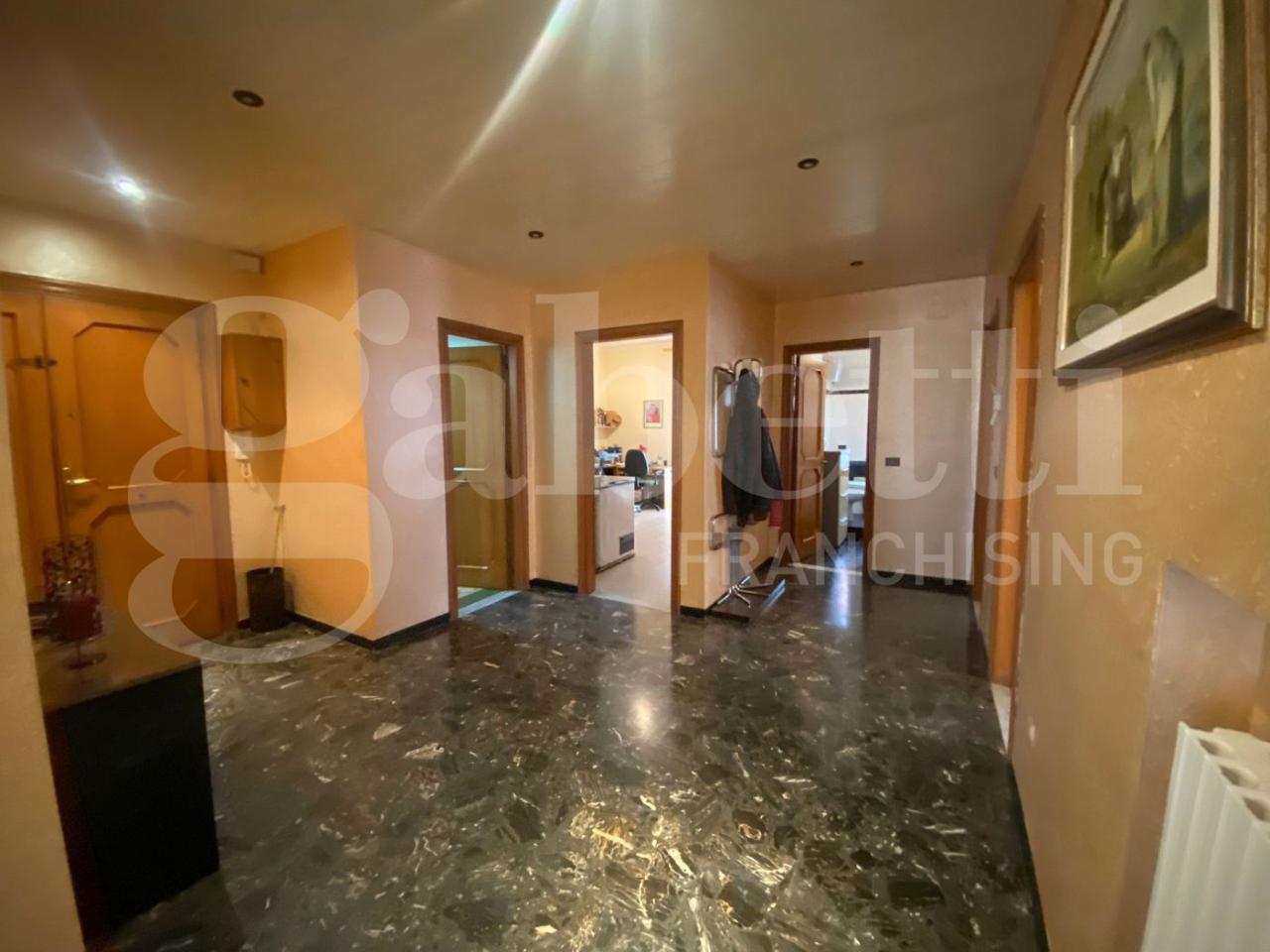 5 rooms Apartment in Lamezia Terme, Italy No. 120746