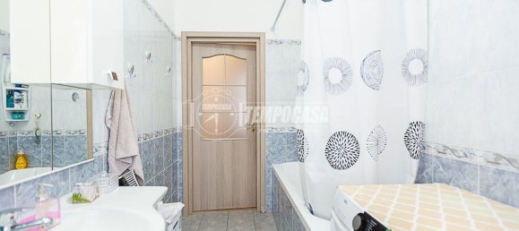 4-salle Appartement à Crema, Italy No. 213161 12