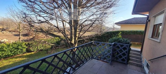 Villa de 3 divisões em Albese con Cassano, Italy N.º 32736 8