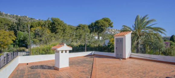 7 bedrooms Villa in Alicante, Spain No. 23794 17