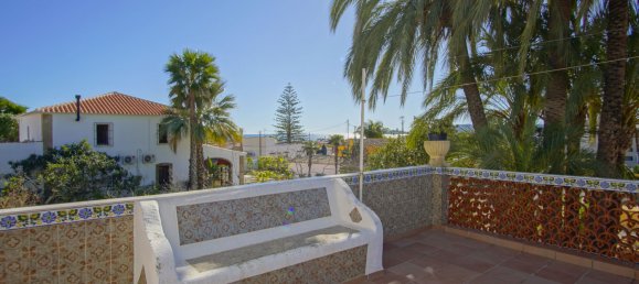 7 bedrooms Villa in Alicante, Spain No. 23794 11