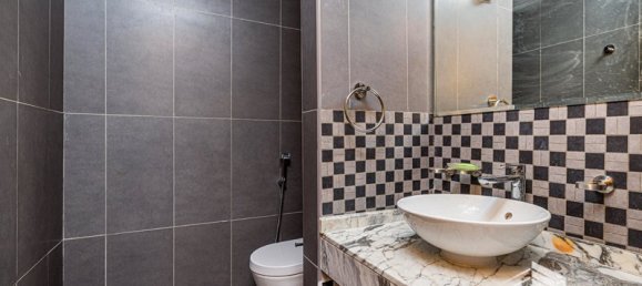 4 bedrooms Villa in Jumeirah Park, UAE No. 17699 3