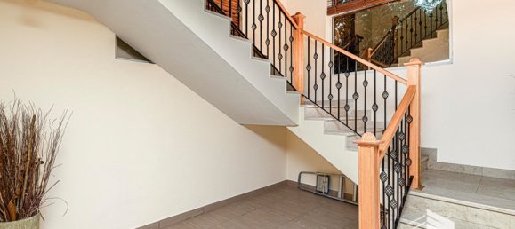 4 bedrooms Villa in Jumeirah Park, UAE No. 17699 9