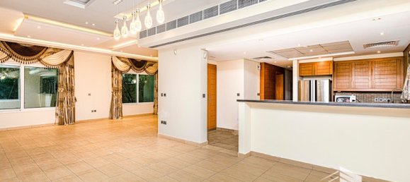 4 bedrooms Villa in Jumeirah Park, UAE No. 17699 6