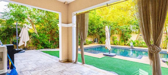 4 bedrooms Villa in Jumeirah Park, UAE No. 17699 27