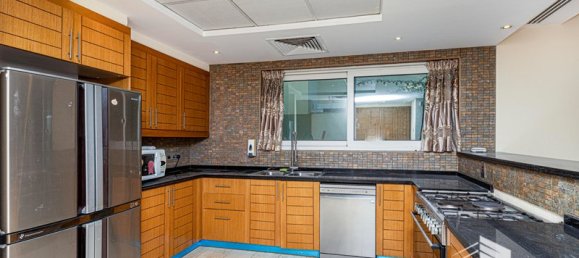 4 bedrooms Villa in Jumeirah Park, UAE No. 17699 7