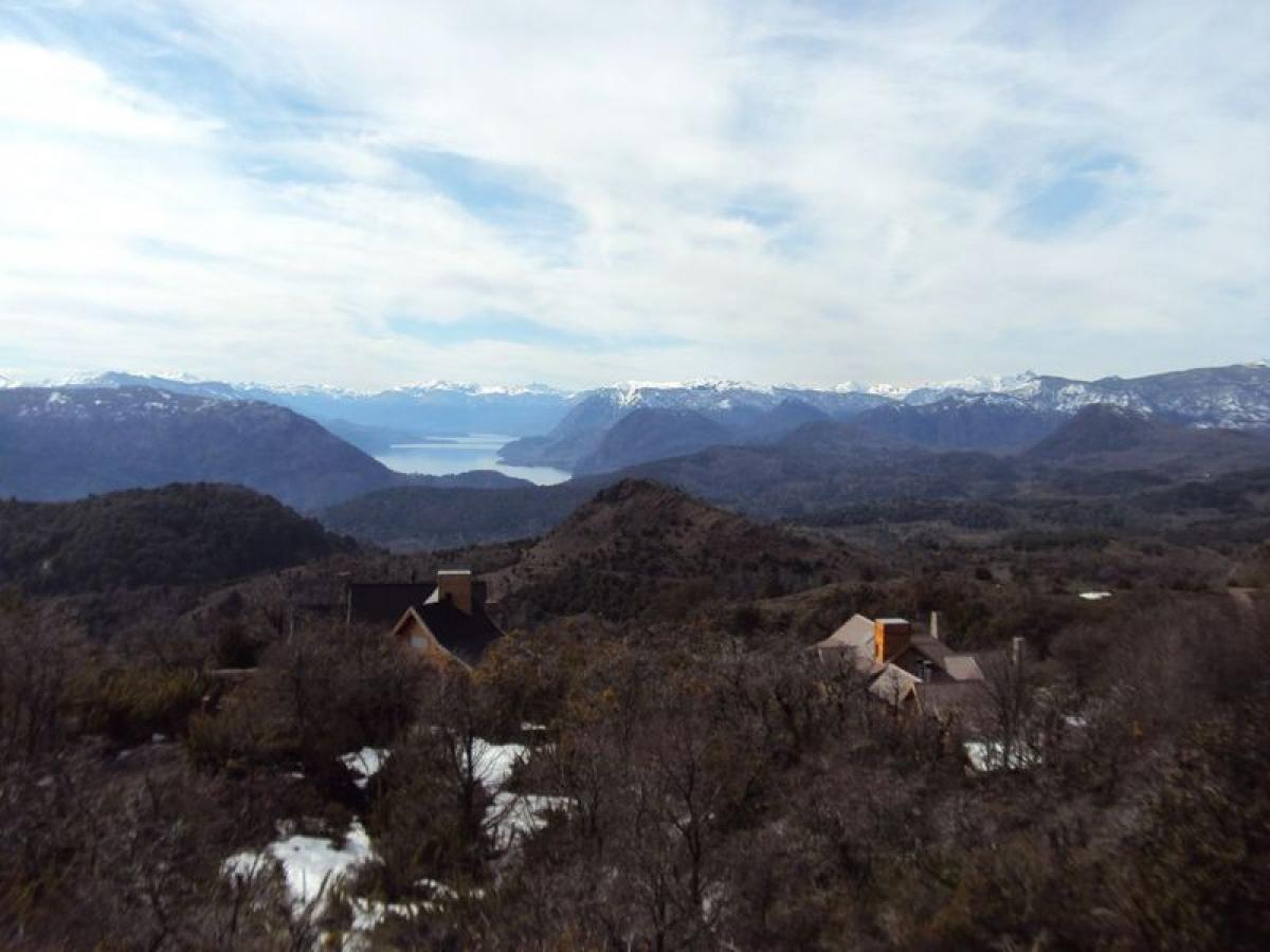 Terrain à Neuquen, Argentina No. 43569