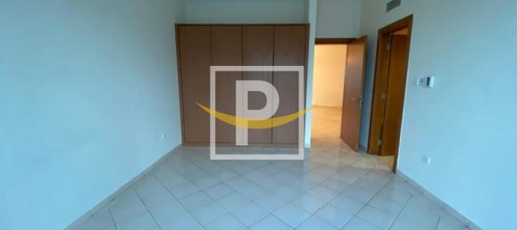 2 bedrooms Apartment in Dubai, UAE No. 9393 5