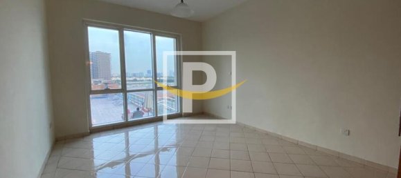 2 bedrooms Apartment in Dubai, UAE No. 9393 2