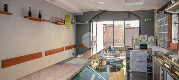 Propiedad comercial de 2 habitaciónes en Casalpusterlengo, Italy No. 374091 23