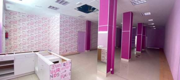 Gewerbliche Immobilie in Leon, Spain 371m², Nr. 70263 4