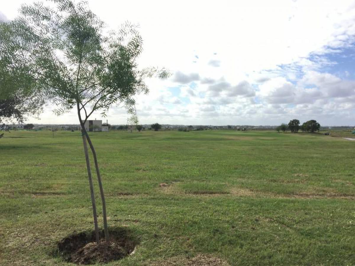 Земельный участок в Эскобар, Аргентина № 113344