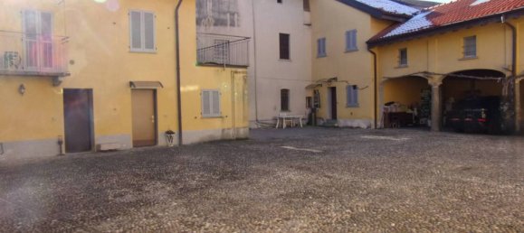 3 bedrooms Apartment in Samarate, Italy No. 321521 4