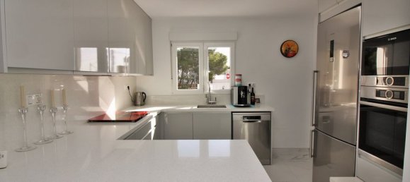 2 bedrooms Villa in Alicante, Spain No. 177102 10