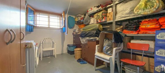 4 bedrooms Apartment in Mirandola, Italy No. 339843 32