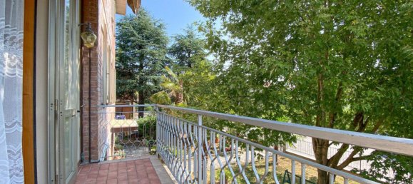 4 bedrooms Apartment in Mirandola, Italy No. 339843 14