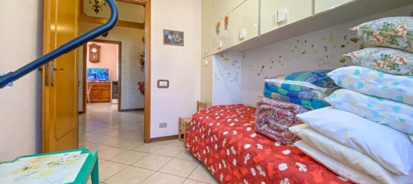 4 bedrooms Apartment in Mirandola, Italy No. 339843 30