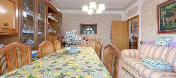4 bedrooms Apartment in Mirandola, Italy No. 339843 12