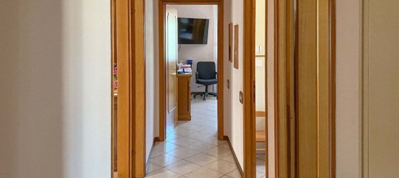 4 bedrooms Apartment in Mirandola, Italy No. 339843 25