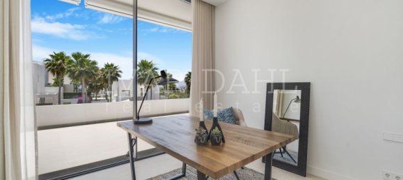 6 bedrooms Villa in Marbella, Spain No. 109025 32