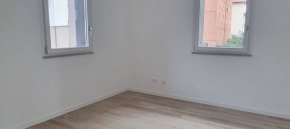 3 rooms Apartment in Varazze, Italy No. 222077 6