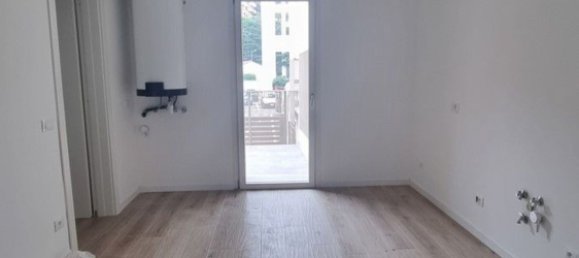3 rooms Apartment in Varazze, Italy No. 222077 2