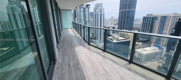 Propriedade comercial T2 em Miami, EUA N.º 614681 3
