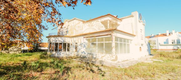 7 bedrooms House in Sesimbra, Portugal No. 136474 2