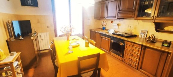 8غرفة منزل في Foiano della Chiana, Italy رقم 222934 4